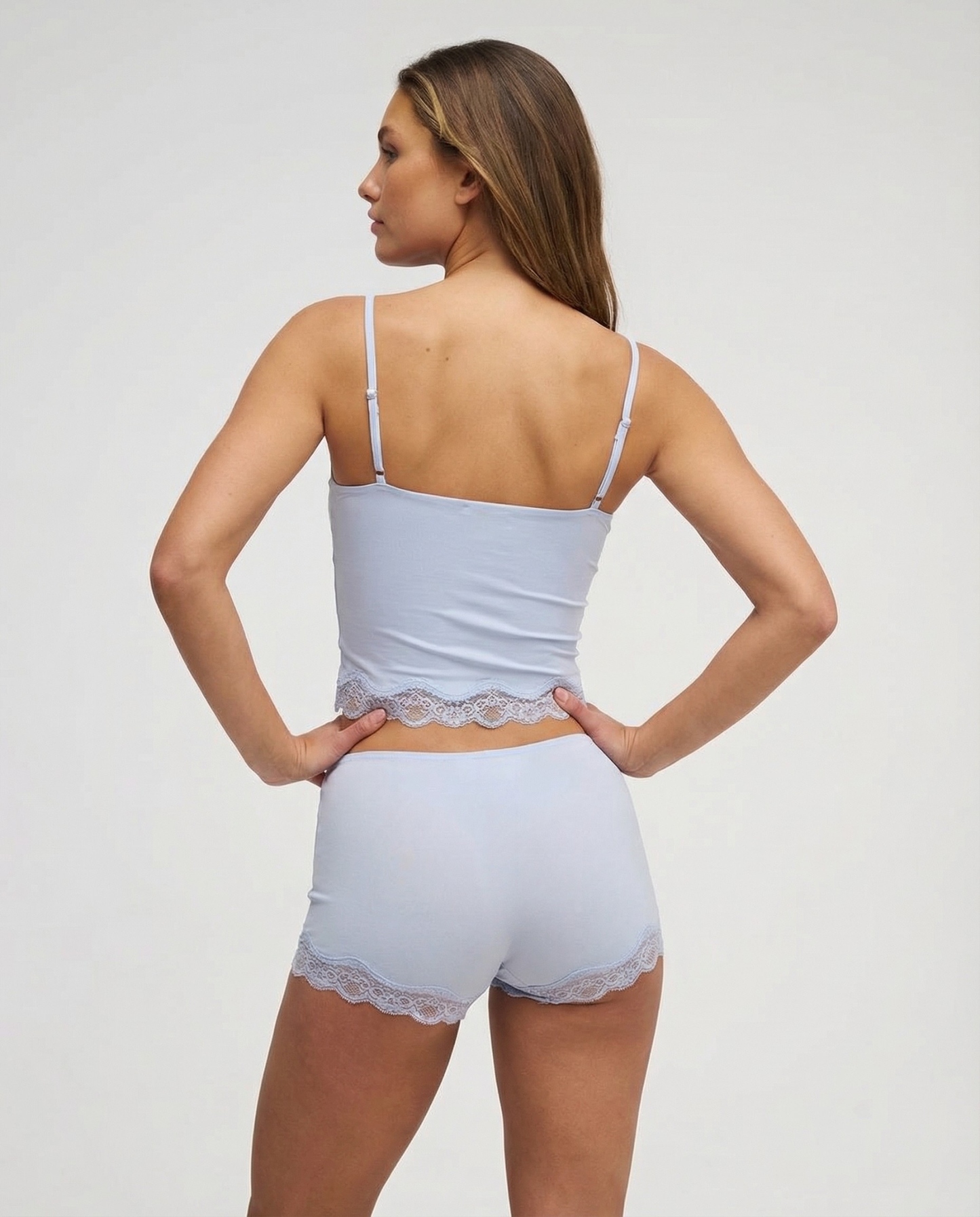 AVRA | Conjunto Crop Encaje