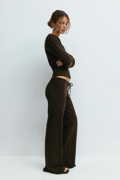 AVRA | Conjunto Punto Atelier