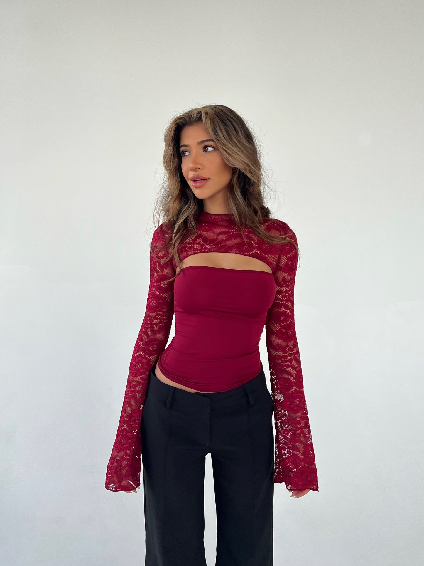 AVRA | Top Encaje Couture