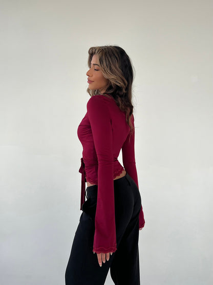AVRA | Top cruzado de encaje