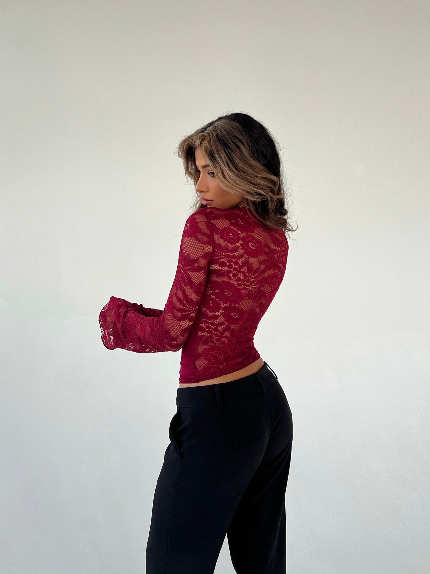 AVRA | Top Encaje Couture