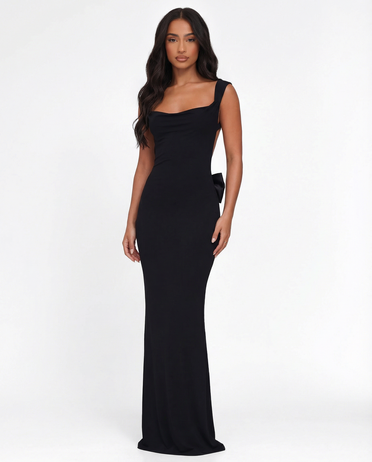 AVRA | Vestido Lazo Espalda