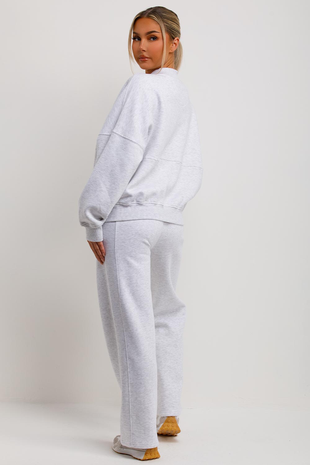 AVRA | Sudadera Bomber con Pantalones de Chándal Gris