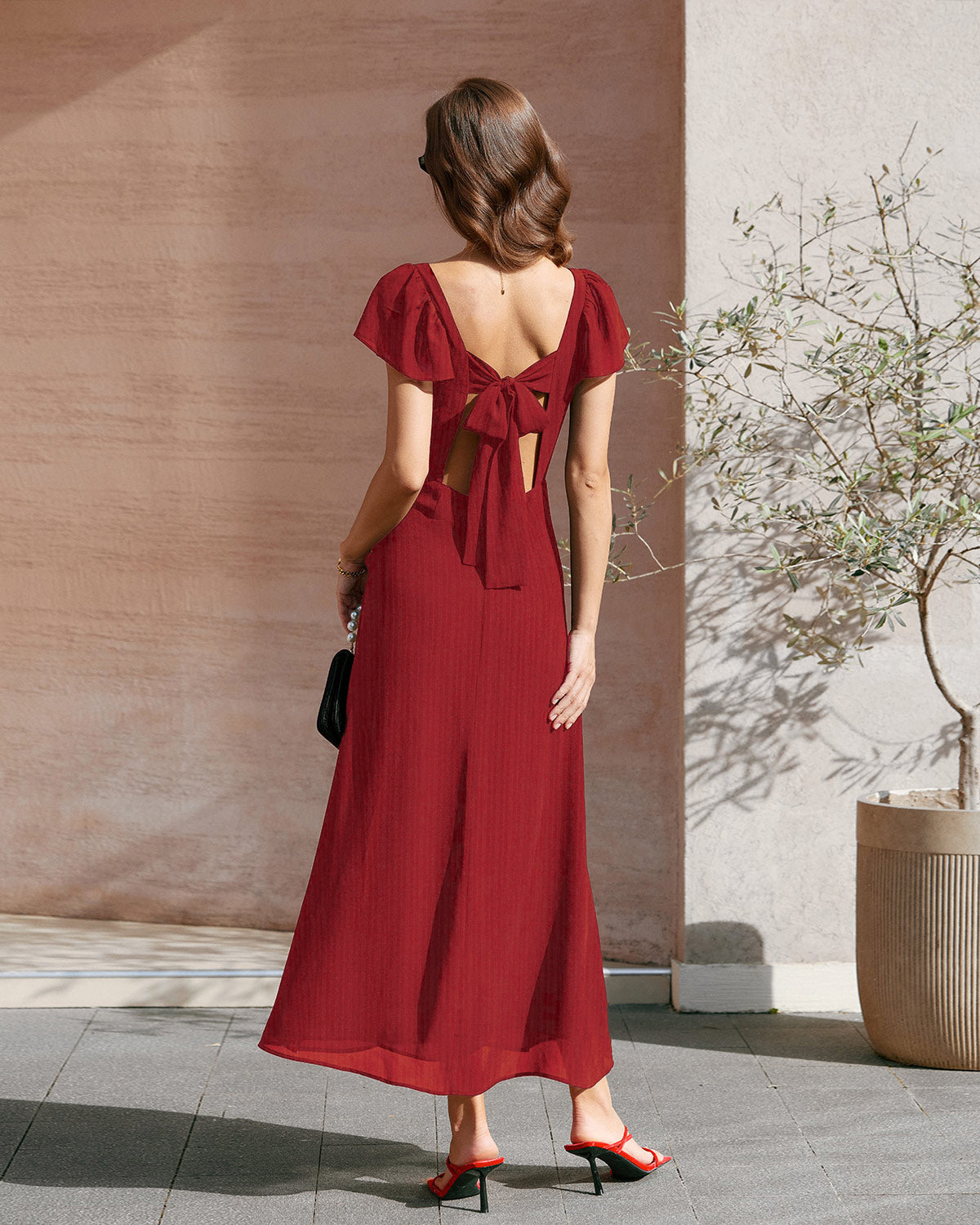 AVRA | Vestido Cuello Corazón